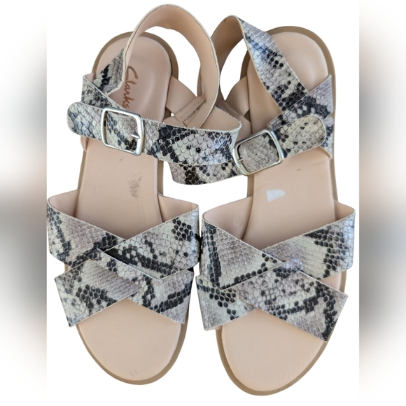 Clarks Women's Snake Print Sandals sz 7 - Picture 6 of 8